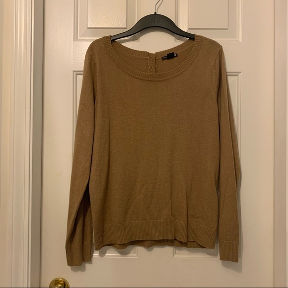 Scoop neck H&M sweater, like new - Picture 2 of 5
